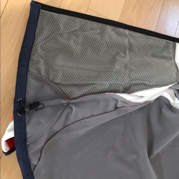 WEST MARINE Waterproof Women’s Jacket - Picture 8 of 8